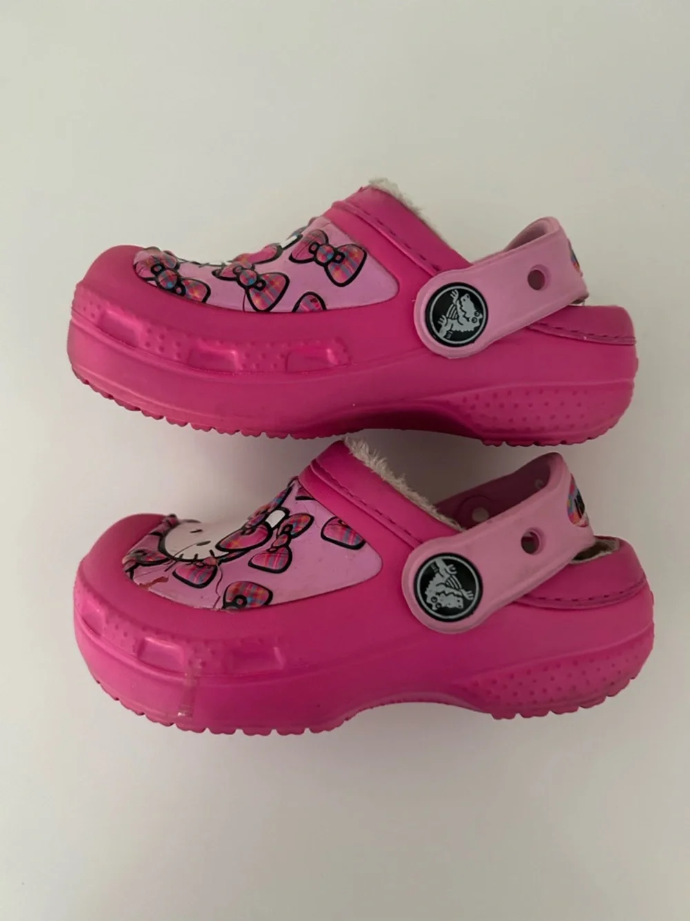 CROCS Hello Kitty Lined Clogs
